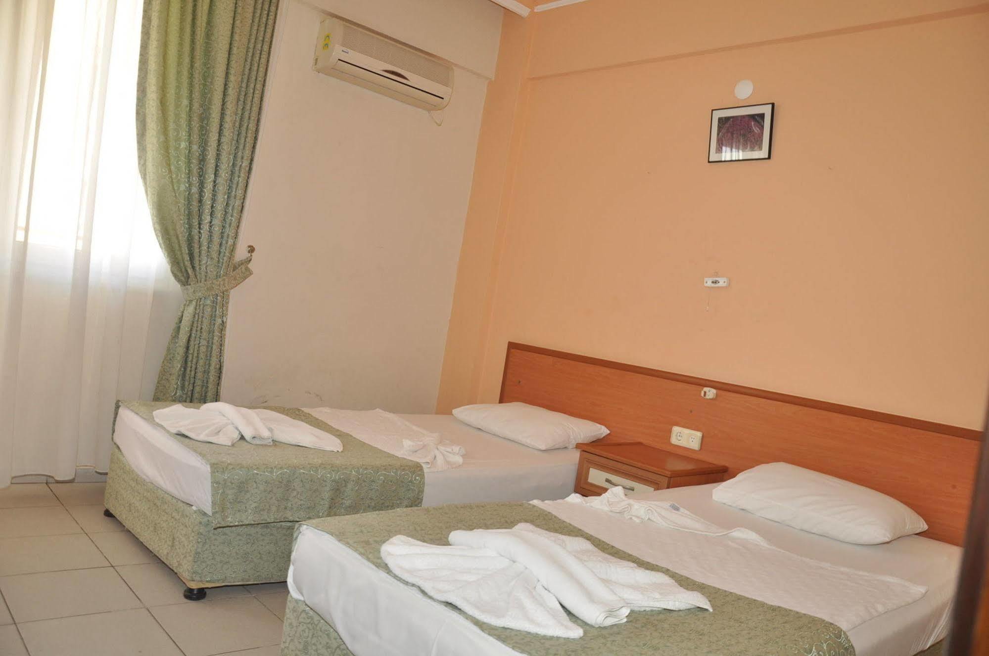 Kleopatra Alis Hotel Alanya Exterior photo