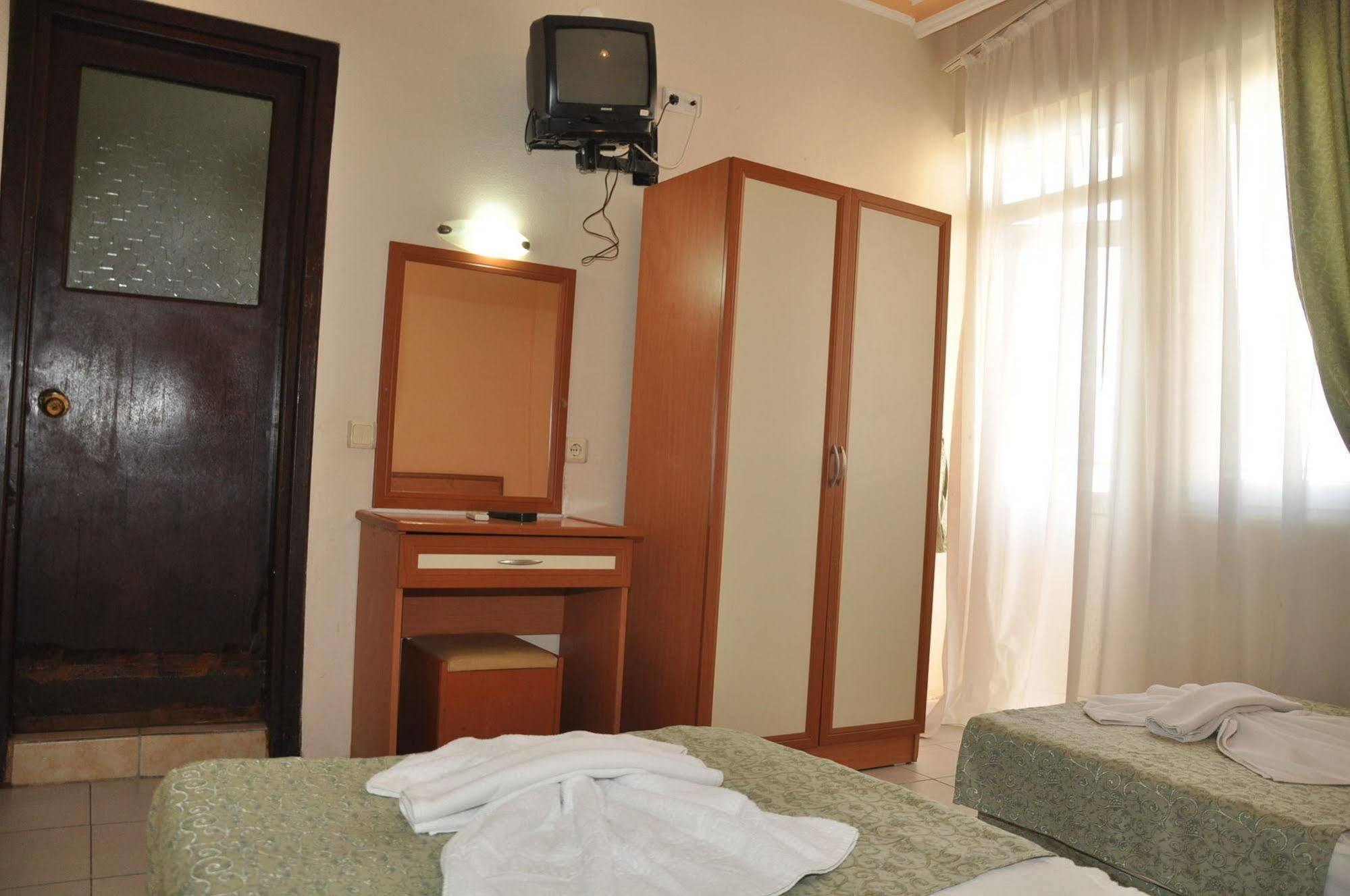 Kleopatra Alis Hotel Alanya Exterior photo